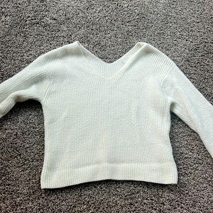 White h&m sweater